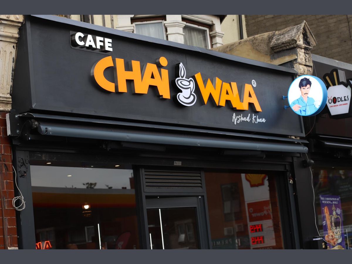Dhabba Chaiwala turned sensation Arshad Khan Opens cafe in London