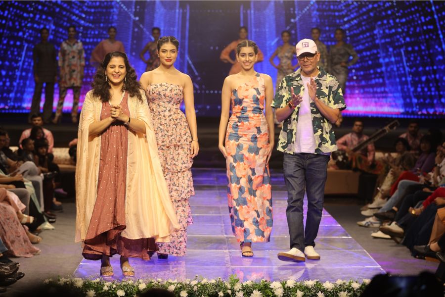 IDT Sets the Stage for Fashion Innovation: Fashionova-2023 Showcases AI-Generated Prints and Unveils India’s First AI-Powered Fashion Designing Course