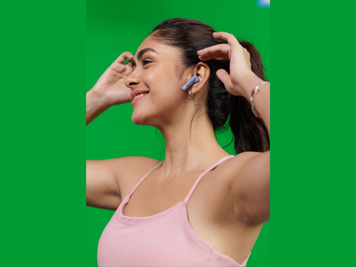 oraimo's Star Power Spark ropes in Mrunal Thakur as the “New Icon” for