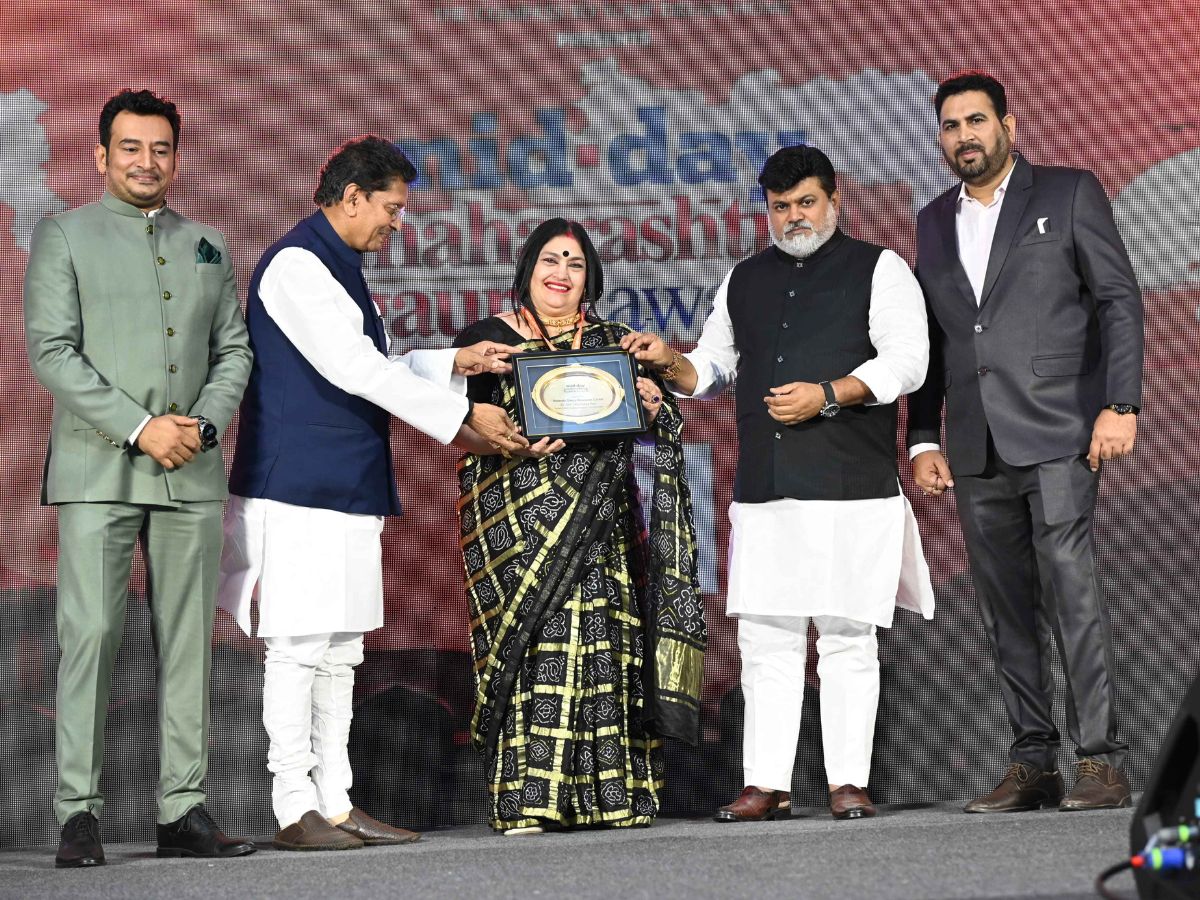 Renowned Indian Dancer Dr. Uma Rele honoured with Maharashtra Gaurav Award